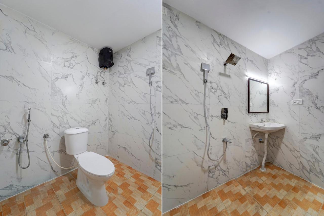 Super Townhouse G Silver Hotels Near Us Biometric Madras Buitenkant foto