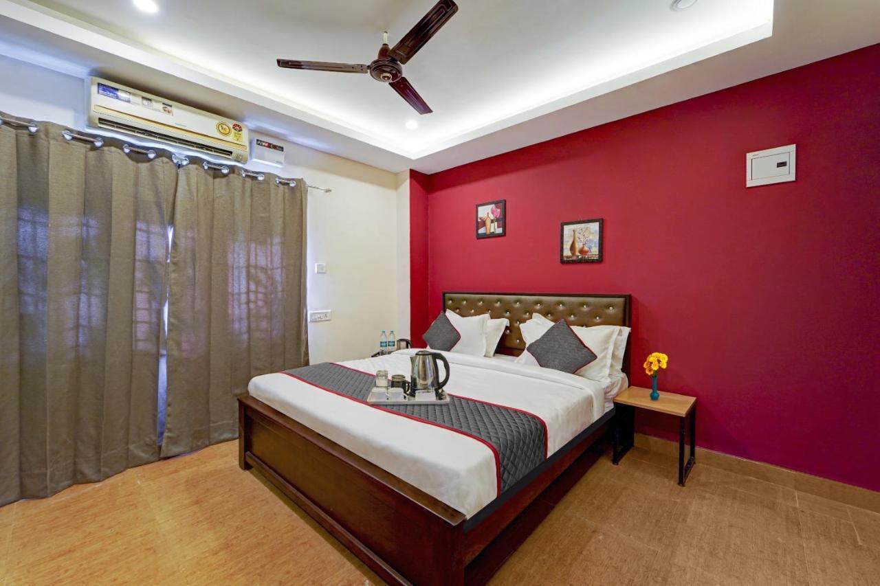 Super Townhouse G Silver Hotels Near Us Biometric Madras Buitenkant foto