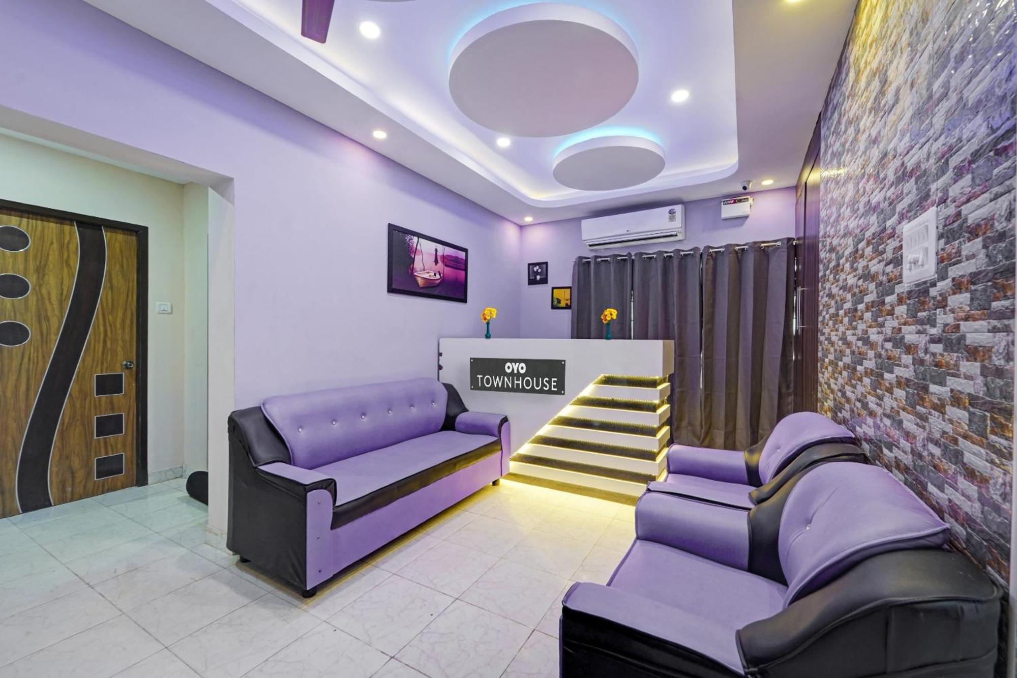 Super Townhouse G Silver Hotels Near Us Biometric Madras Buitenkant foto